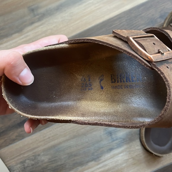 Women’s Birkenstock sandals size 41 | 10 W | 8 M - Picture 2 of 5